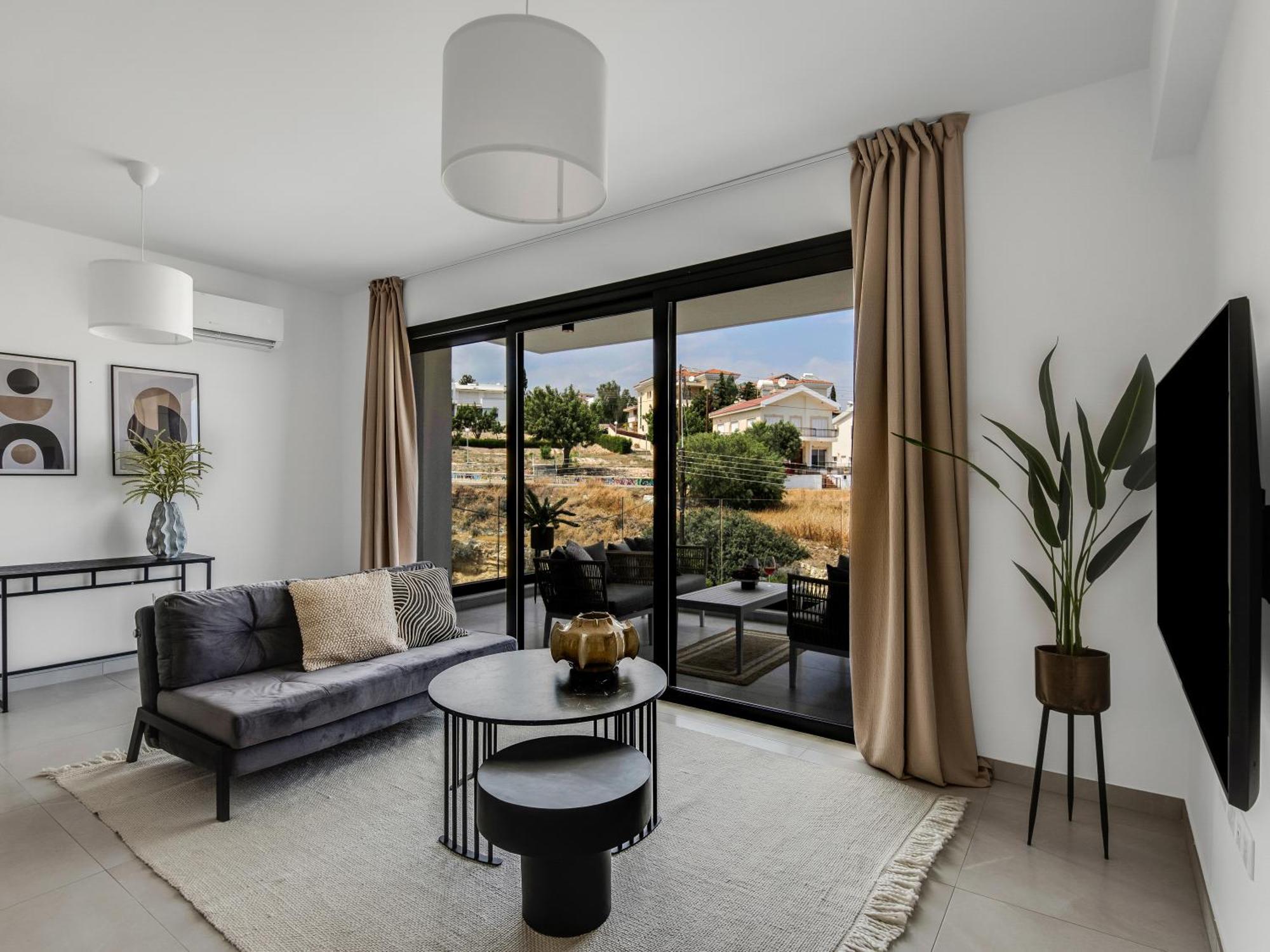 Sanders Elgio Limassol Quarto foto