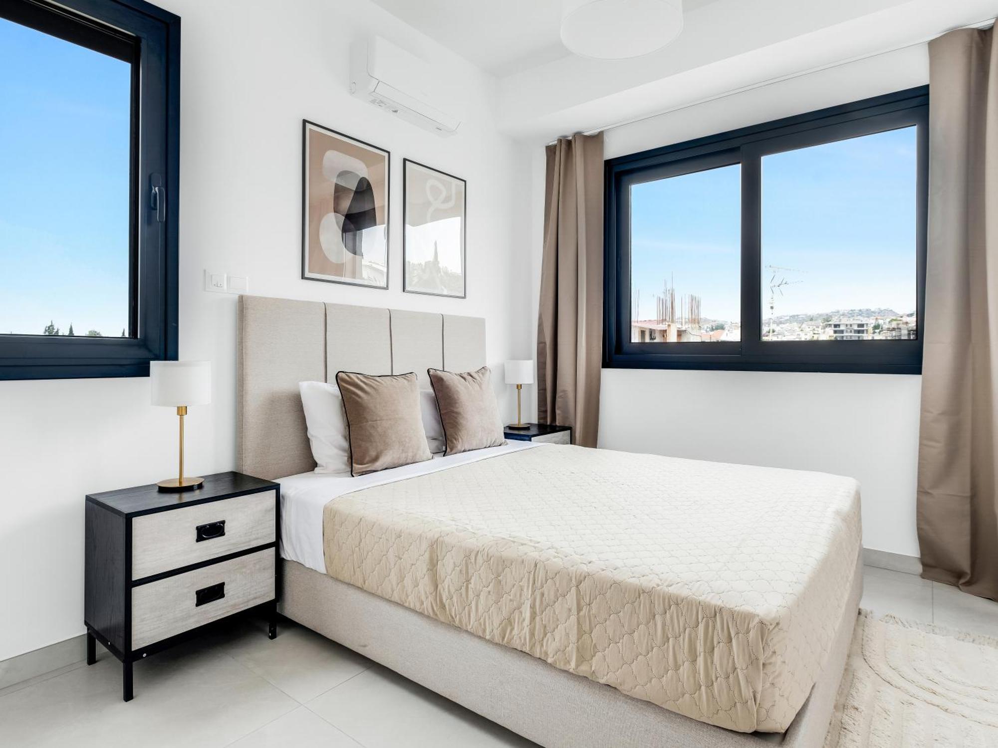 Sanders Elgio Limassol Quarto foto