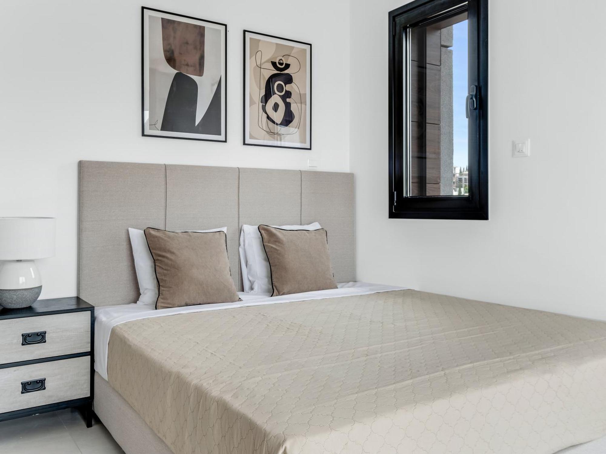 Sanders Elgio Limassol Quarto foto